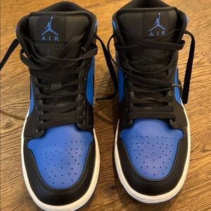 Nike Air Jordon 1 Mid Royal Blue /Black - Pristine condition - Size 9